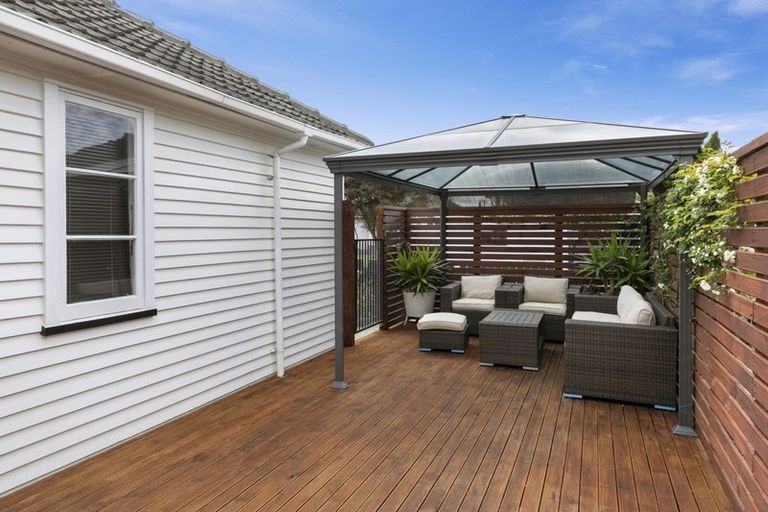 Photo of property in 71 Sladden Street, Naenae, Lower Hutt, 5011