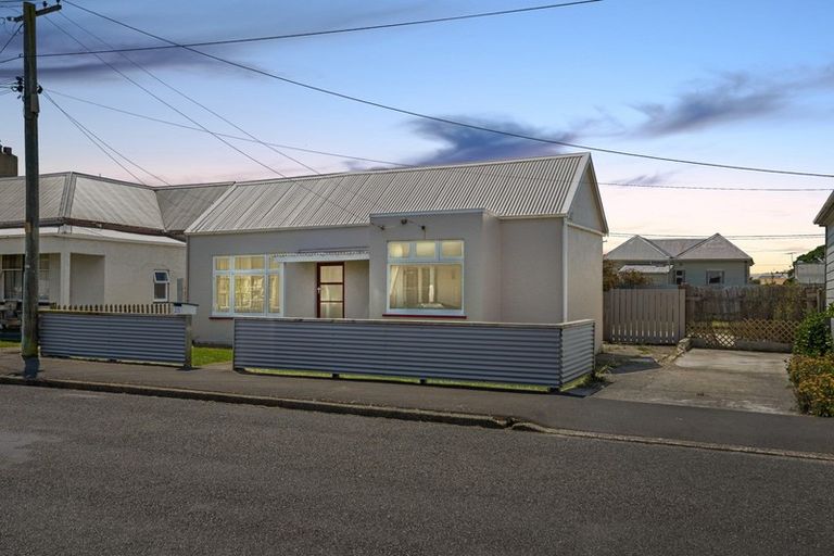 Photo of property in 28 Richmond Street, Forbury, Dunedin, 9012