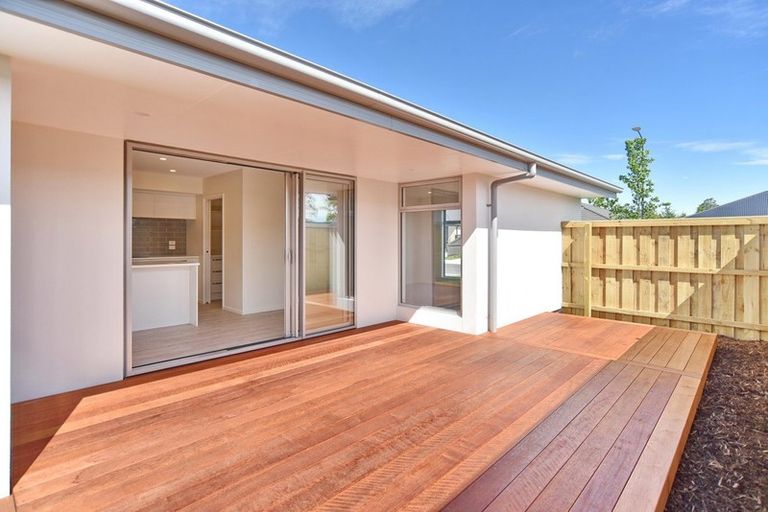 Photo of property in 26 Tara Crescent, Woodend, 7610