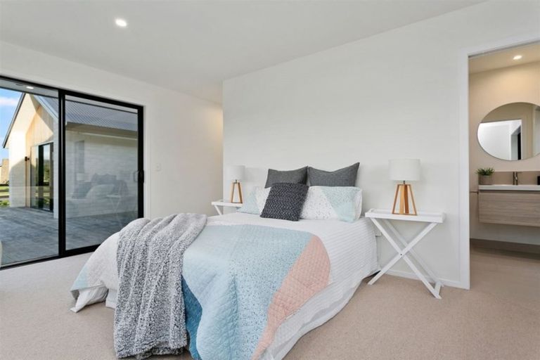 Photo of property in 79 Watkins Road, Cambridge, 3434