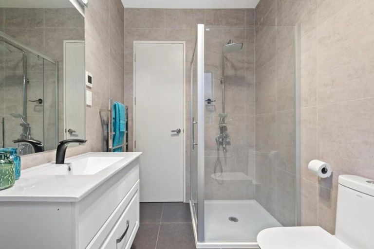 Photo of property in 20 Knoll Rise, Pukekohe, 2120