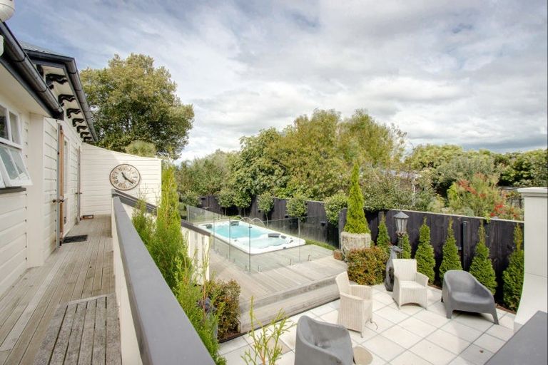 Photo of property in 12 Farndon Road, Clive, 4102