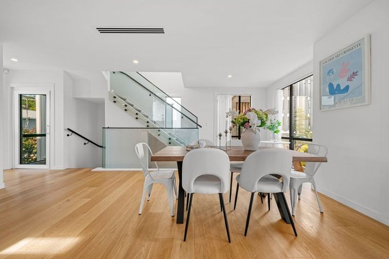 Photo of property in 5b Lomond Street, Takapuna, Auckland, 0622