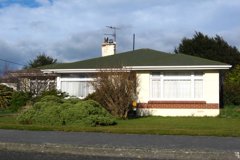 Photo of property in 75 Weka Street, Waikiwi, Invercargill, 9810