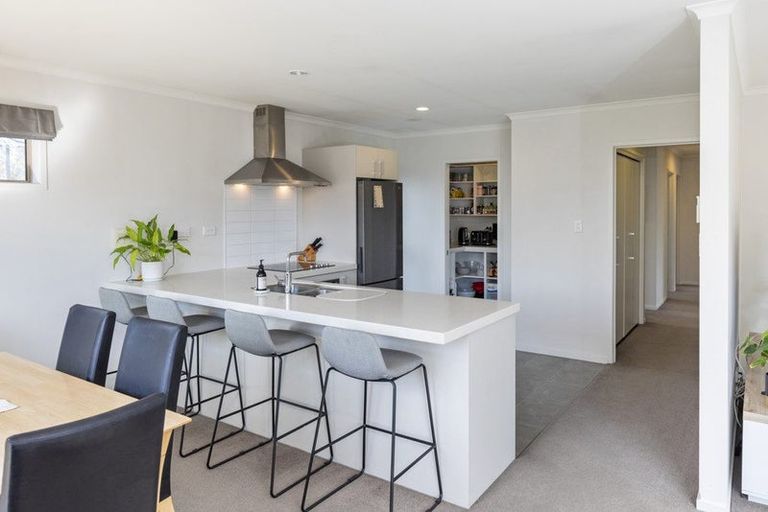 Photo of property in 2/274 Burwood Road, Burwood, Christchurch, 8083