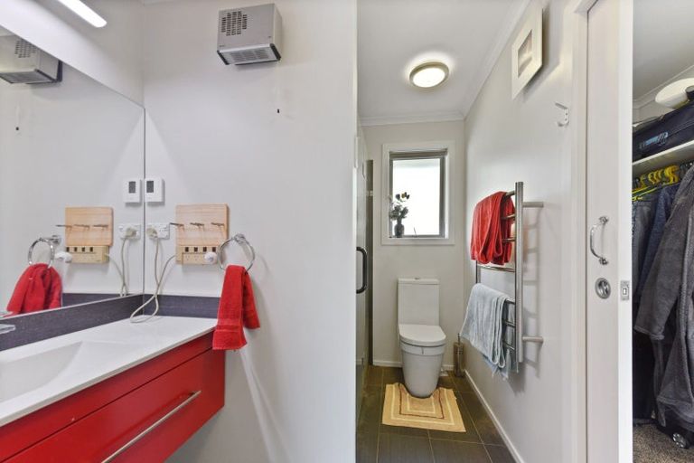 Photo of property in 69 Washbourn Drive, Richmond, 7020