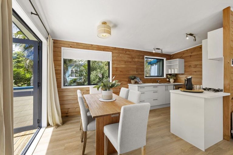 Photo of property in 4a Violet Street, Raglan, 3225