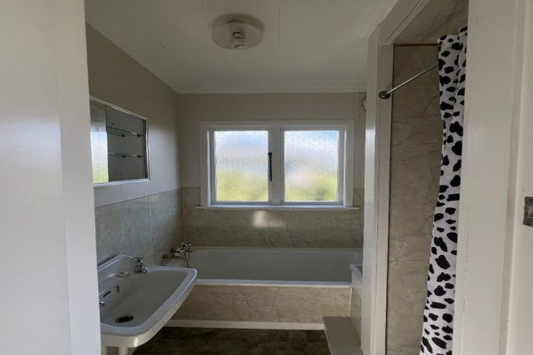 Photo of property in 123-125 Tiro Tiro Road, Levin, 5510