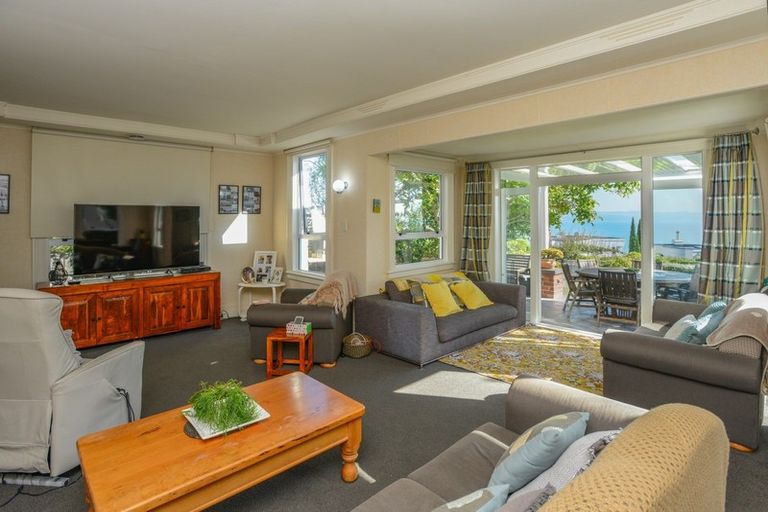 Photo of property in 118 Thompson Road, Bluff Hill, Napier, 4110