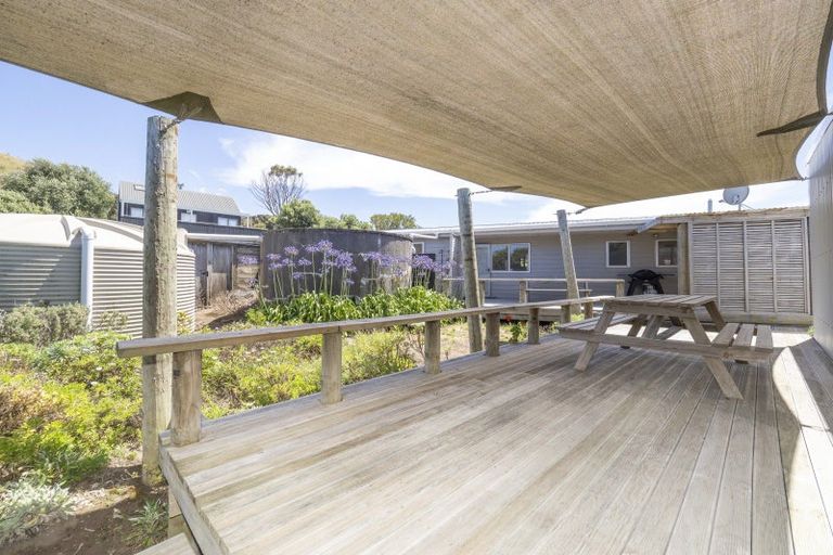Photo of property in 7 Palm Parade, Riversdale Beach, Masterton, 5872