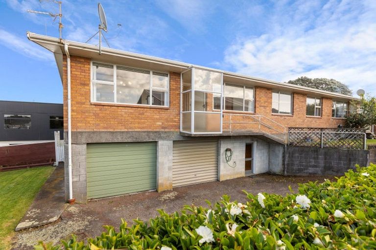 Photo of property in 4/256 Courtenay Street, Strandon, New Plymouth, 4312