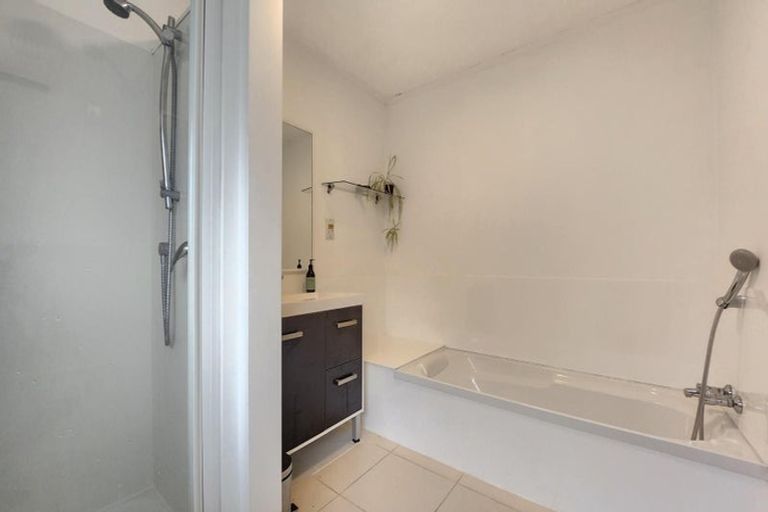 Photo of property in 86a Woodland Road, Johnsonville, Wellington, 6037