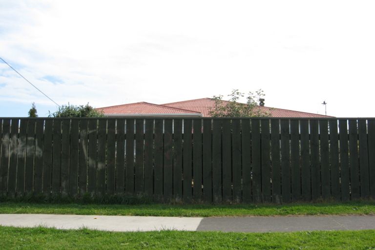 Photo of property in 27 Raupo Street, Castlecliff, Whanganui, 4501