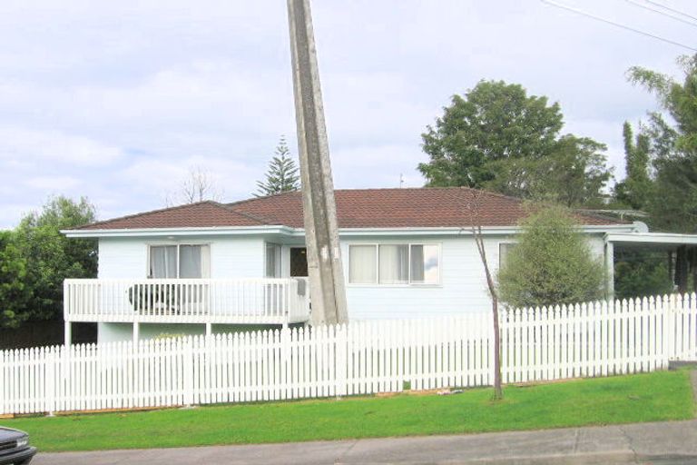 Photo of property in 5 Alidade Place, Massey, Auckland, 0614