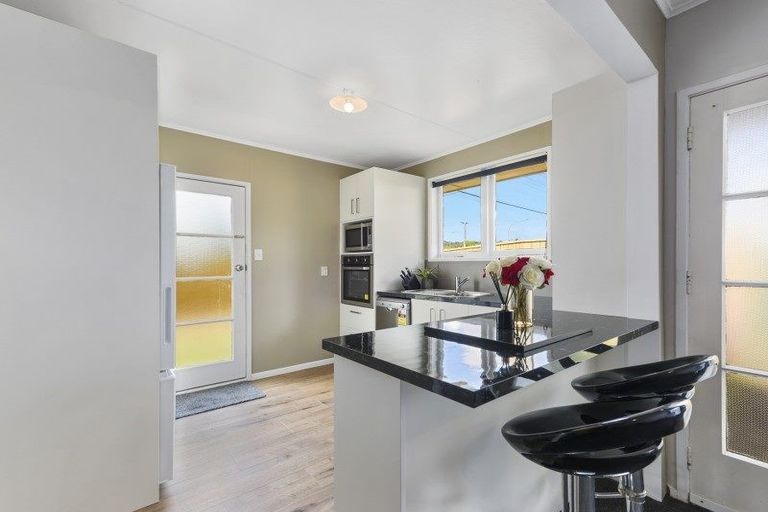 Photo of property in 1/62 Ararino Street, Trentham, Upper Hutt, 5018