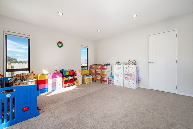 Photo of property in 57a Glendene Avenue, Glendene, Auckland, 0602