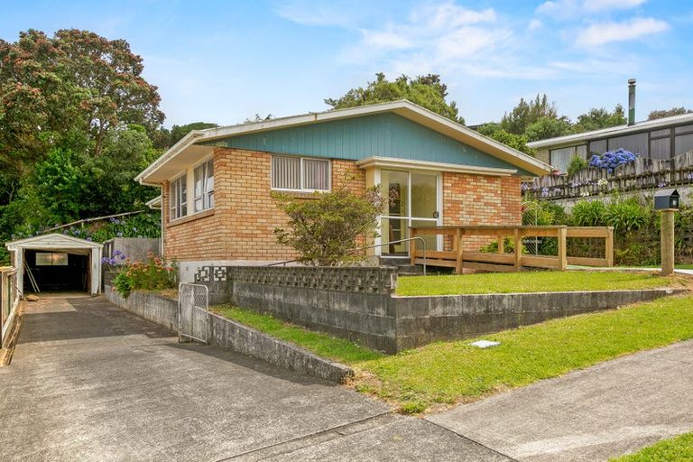 Photo of property in 3 Oawai Place, Marfell, New Plymouth, 4310