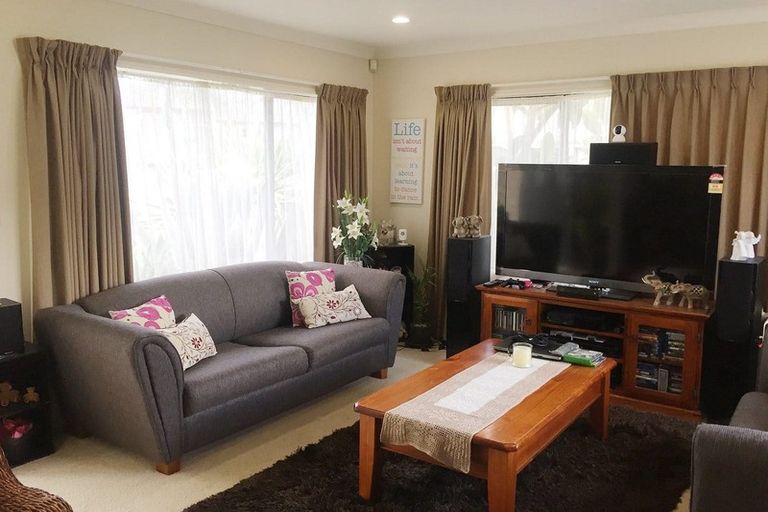 Photo of property in 21 Innisowen Place, Flat Bush, Auckland, 2019