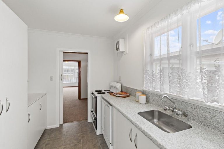 Photo of property in 9 Ely Place, Levin, 5510