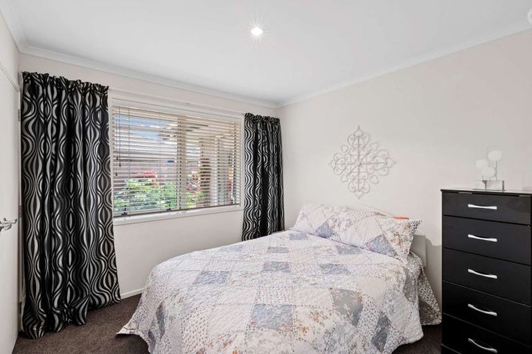 Photo of property in 16a Cresta Drive, Katikati, 3129