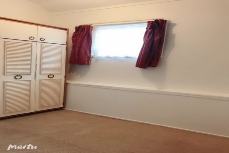 Photo of property in 69a Redoubt Road, Goodwood Heights, Auckland, 2105