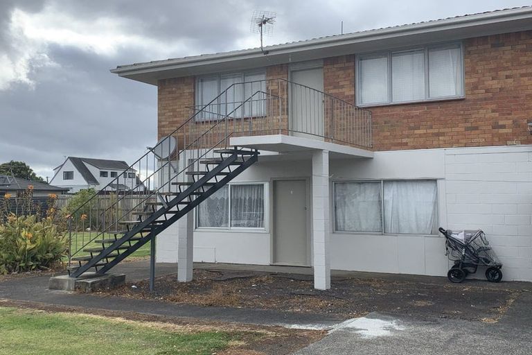 Photo of property in 7/90 Kenderdine Road, Papatoetoe, Auckland, 2025