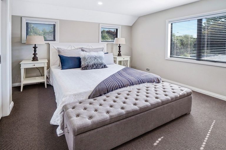 Photo of property in 5b Te Mata Peak Road, Havelock North, 4130