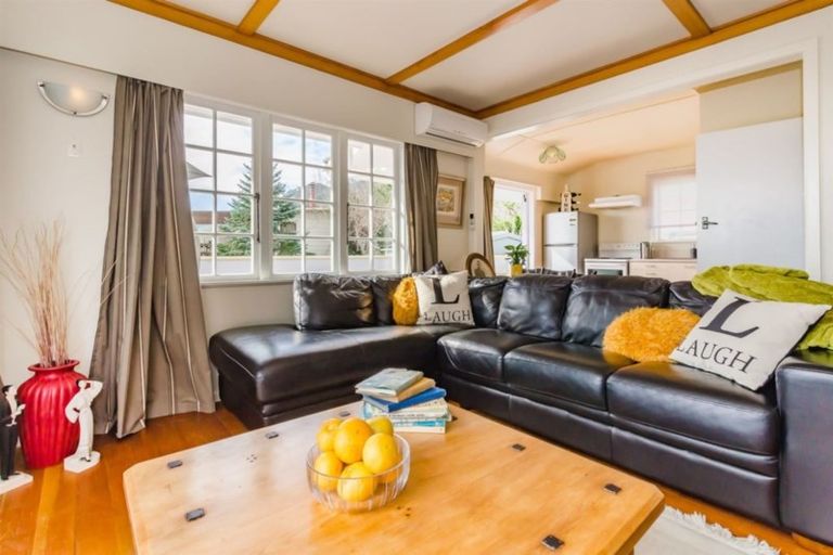 Photo of property in 1 Ruru Street, Waikanae, 5036