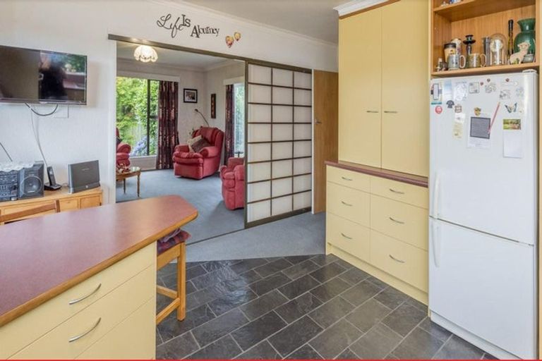 Photo of property in 158 Winchester Street, Levin, 5510