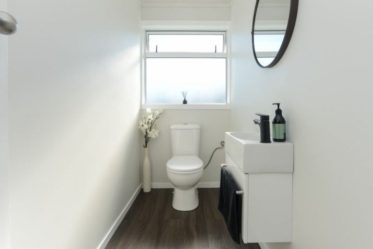 Photo of property in 8 Bristol Street, Tamatea, Napier, 4112