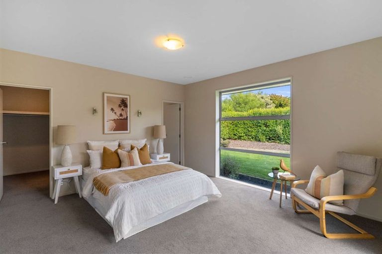 Photo of property in 24 Hemingway Place, Spencerville, Christchurch, 8083