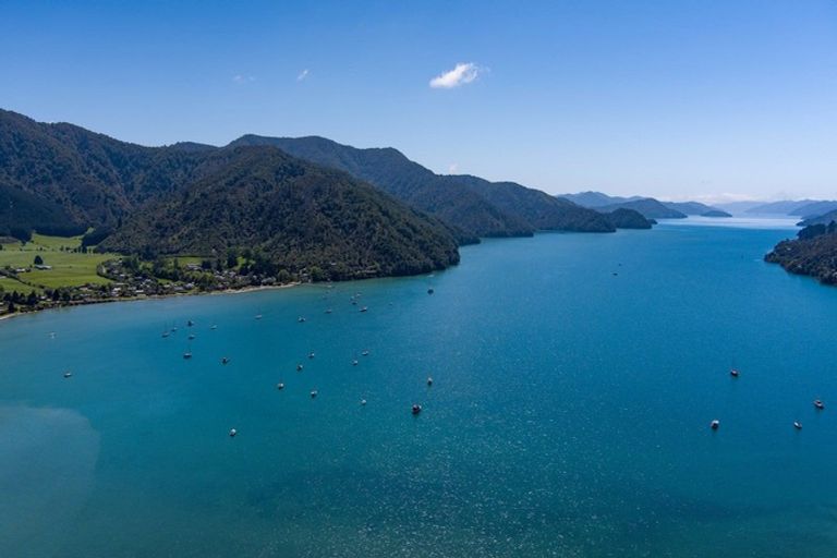 Photo of property in 9e Lady Cobham Grove, Anakiwa, Linkwater, 7281