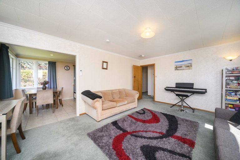 Photo of property in 1 Antrim Place, Hokowhitu, Palmerston North, 4410