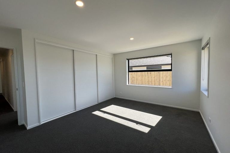 Photo of property in 62 Crossley Avenue, Woodend, 7610