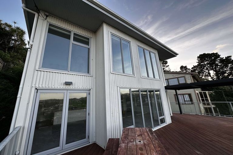 Photo of property in 165 Townsend Road, Miramar, Wellington, 6022