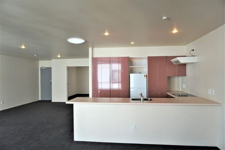 Photo of property in St James Courts, 9/77 Gloucester Street, Christchurch Central, Christchurch, 8013
