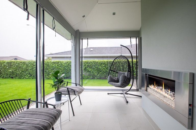 Photo of property in 14 Amberley Place, Flagstaff, Hamilton, 3210