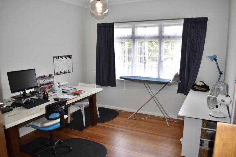 Photo of property in 30 Lemon Street, Otaki, 5512