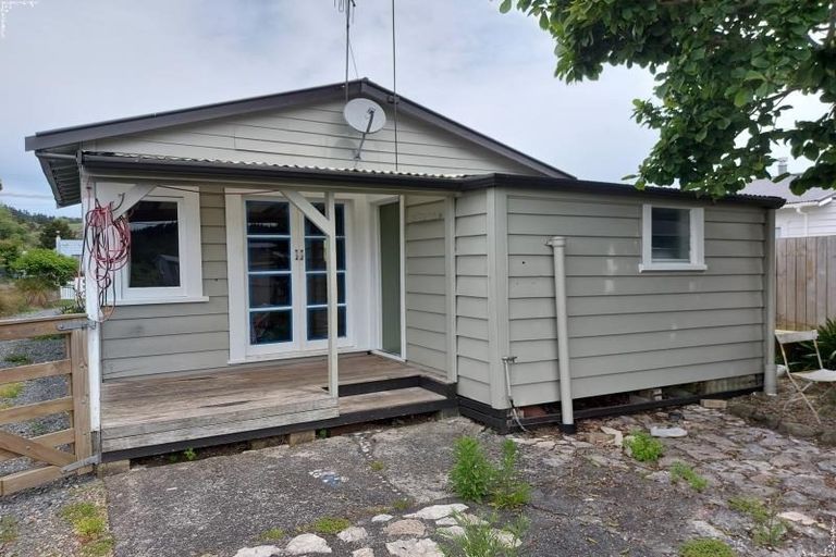 Photo of property in 31 Valley Road, Hikurangi, 0114