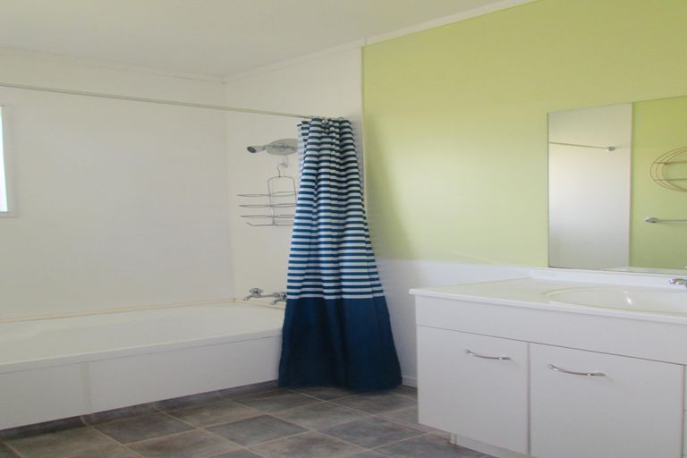 Photo of property in 27b Onslow Road, Papakura, 2110
