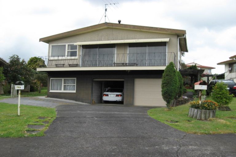Photo of property in 74 Kiwi Esplanade, Mangere Bridge, Auckland, 2022