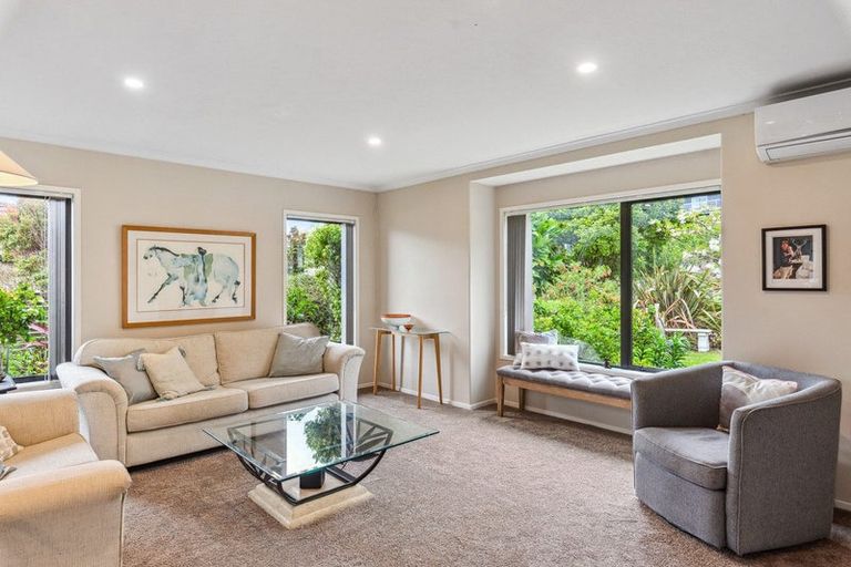 Photo of property in 6 Matuhi Street, Waikanae, 5036