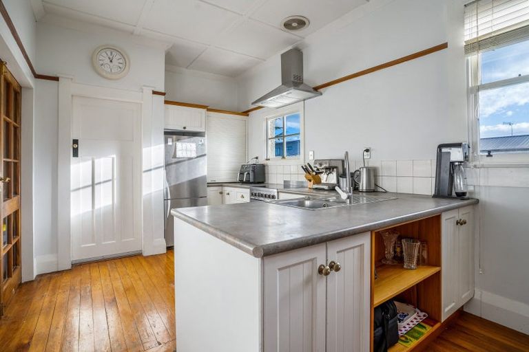 Photo of property in 47 Albert Street, Winton, 9720