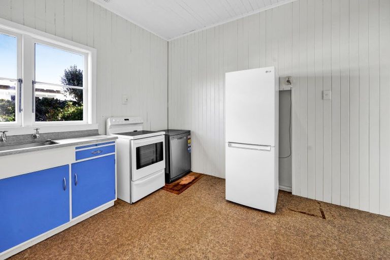 Photo of property in 51 Dixon Avenue, Hawera, 4610