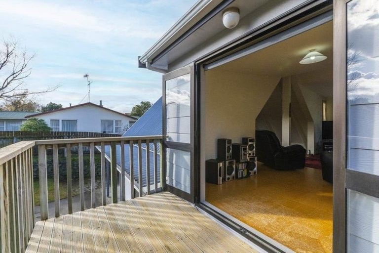 Photo of property in 33a Ratanui Road, Paraparaumu, 5032