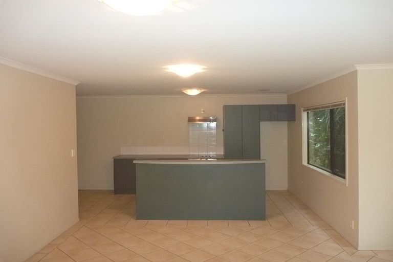 Photo of property in 22 Catrina Avenue, Birkenhead, Auckland, 0626