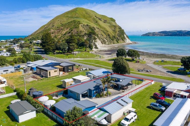 Photo of property in 155 Newcastle Street, Mahia, Nuhaka, 4198