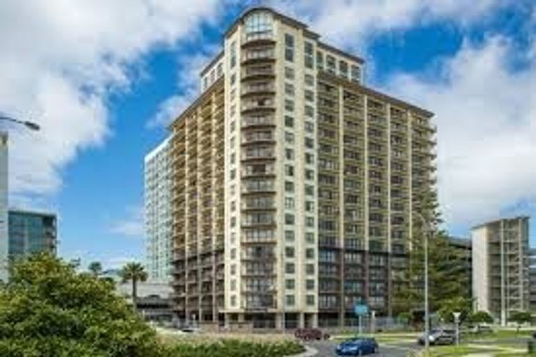 Photo of property in The Rennaissance, 7i/18 Ronwood Avenue, Manukau, Auckland, 2104