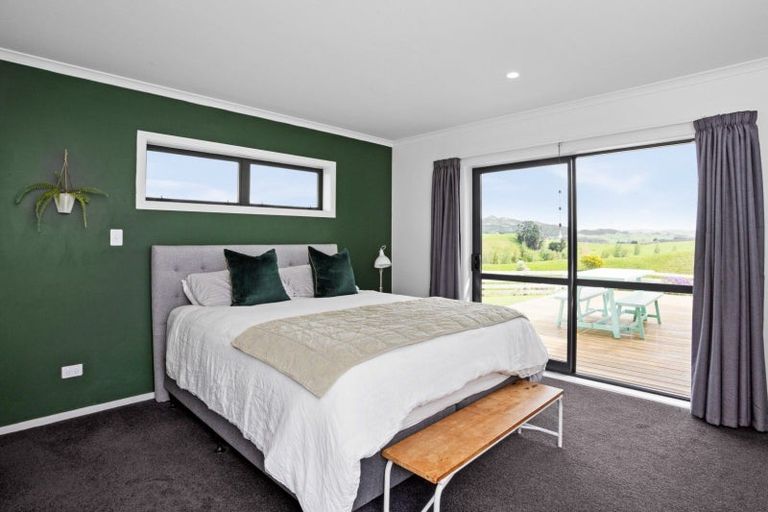 Photo of property in 21c Highlands Drive, Waipawa, 4277