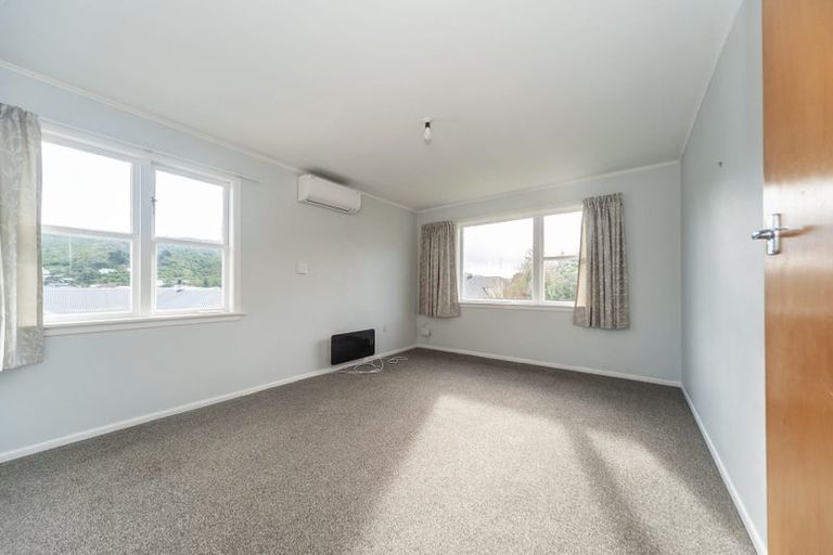 Photo of property in 84 Tiber Street, Island Bay, Wellington, 6023